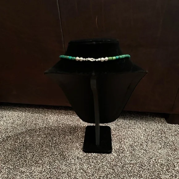 Hand Crafted “One of a Kind” GreenTurquoise/Malachite/Sterling Silver Necklace - Picture 4 of 4